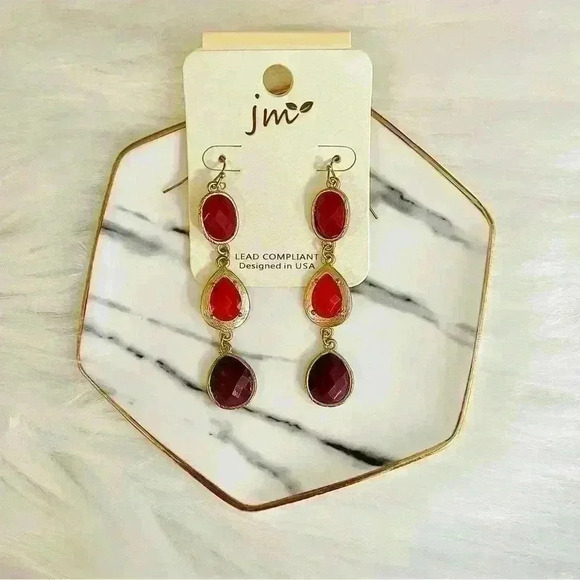 The Reds Statement Earrings - Picture 2 of 3